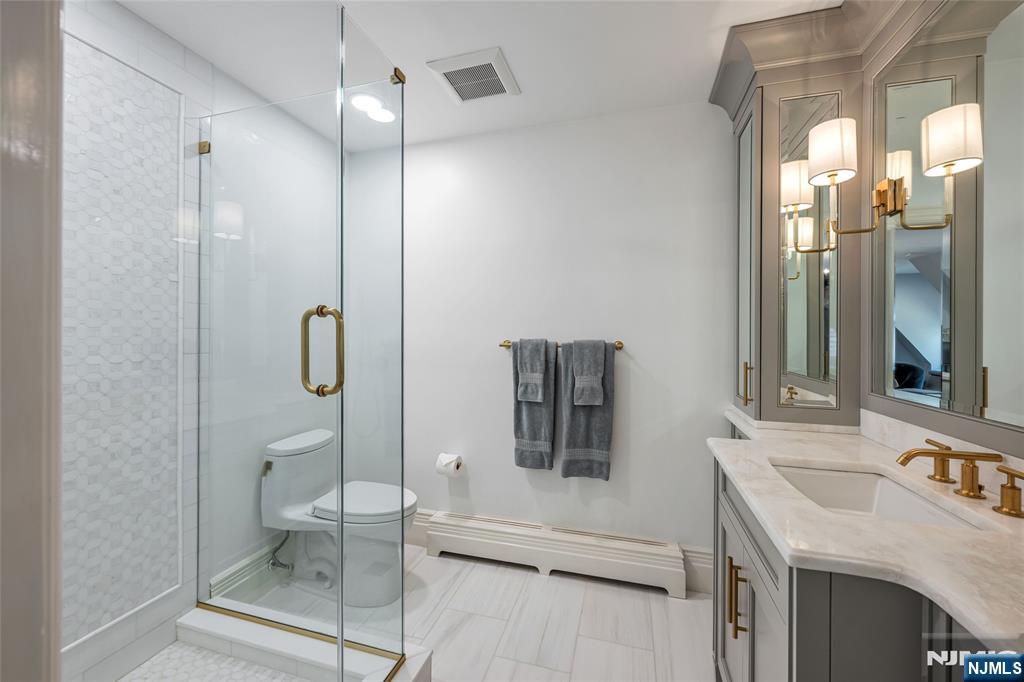 14 Eckert Farm Road Saddle River, NJ 07458 - Photo 27 of 48