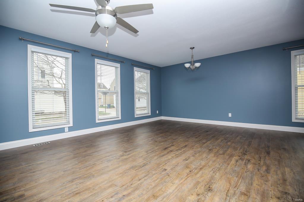 3512 Reed Crossing Street St. Charles, MO 63301 - Photo 5 of 29 Gallery Image 5