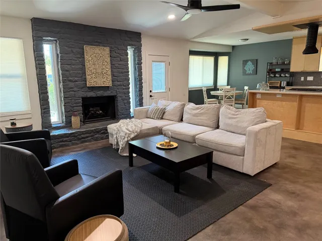 $2,600 | 1900 Dauphine Cove, Austin, TX 78727