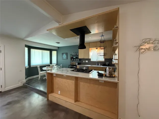 $2,600 | 1900 Dauphine Cove, Austin, TX 78727