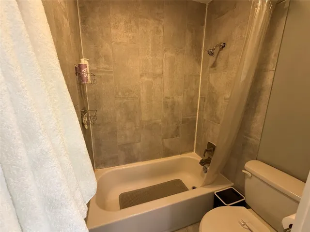 $2,600 | 1900 Dauphine Cove, Austin, TX 78727