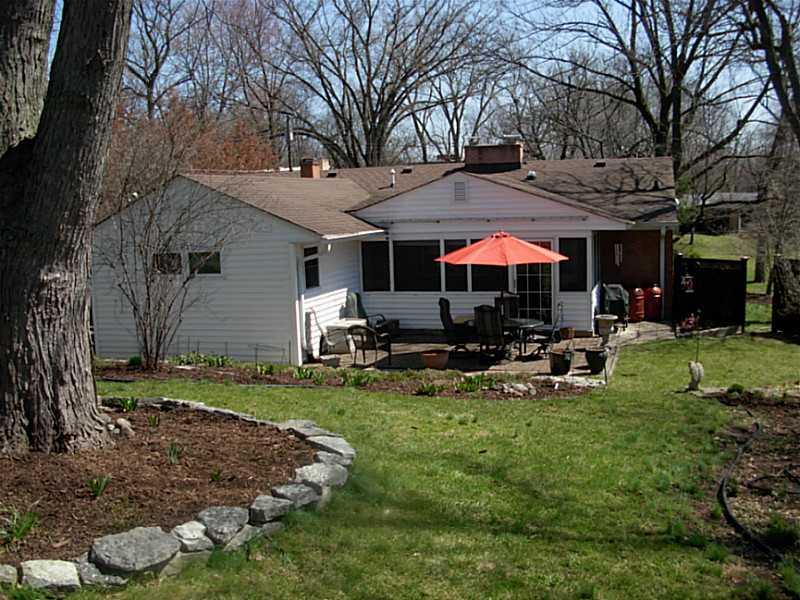 5676 Rolling Ridge Road Indianapolis, IN 46220 - Photo 11 of 17 Gallery Image 11
