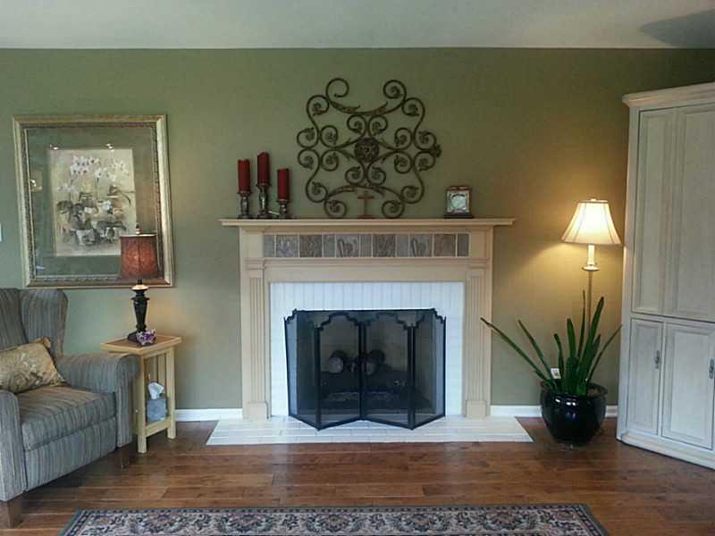 5676 Rolling Ridge Road Indianapolis, IN 46220 - Photo 4 of 17 Gallery Image 4