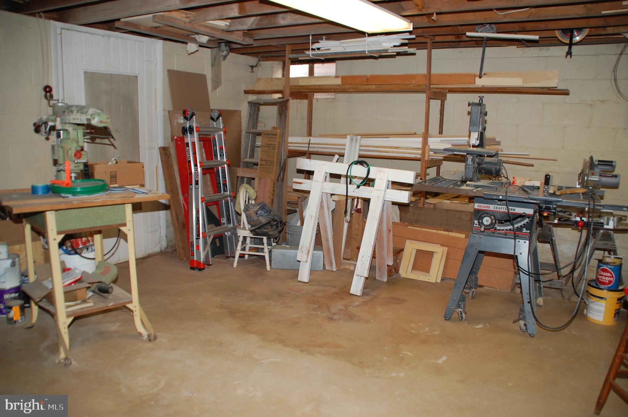 841 Allentown Road Telford, PA 18969 - Photo 24 of 36 Workshop complete with...