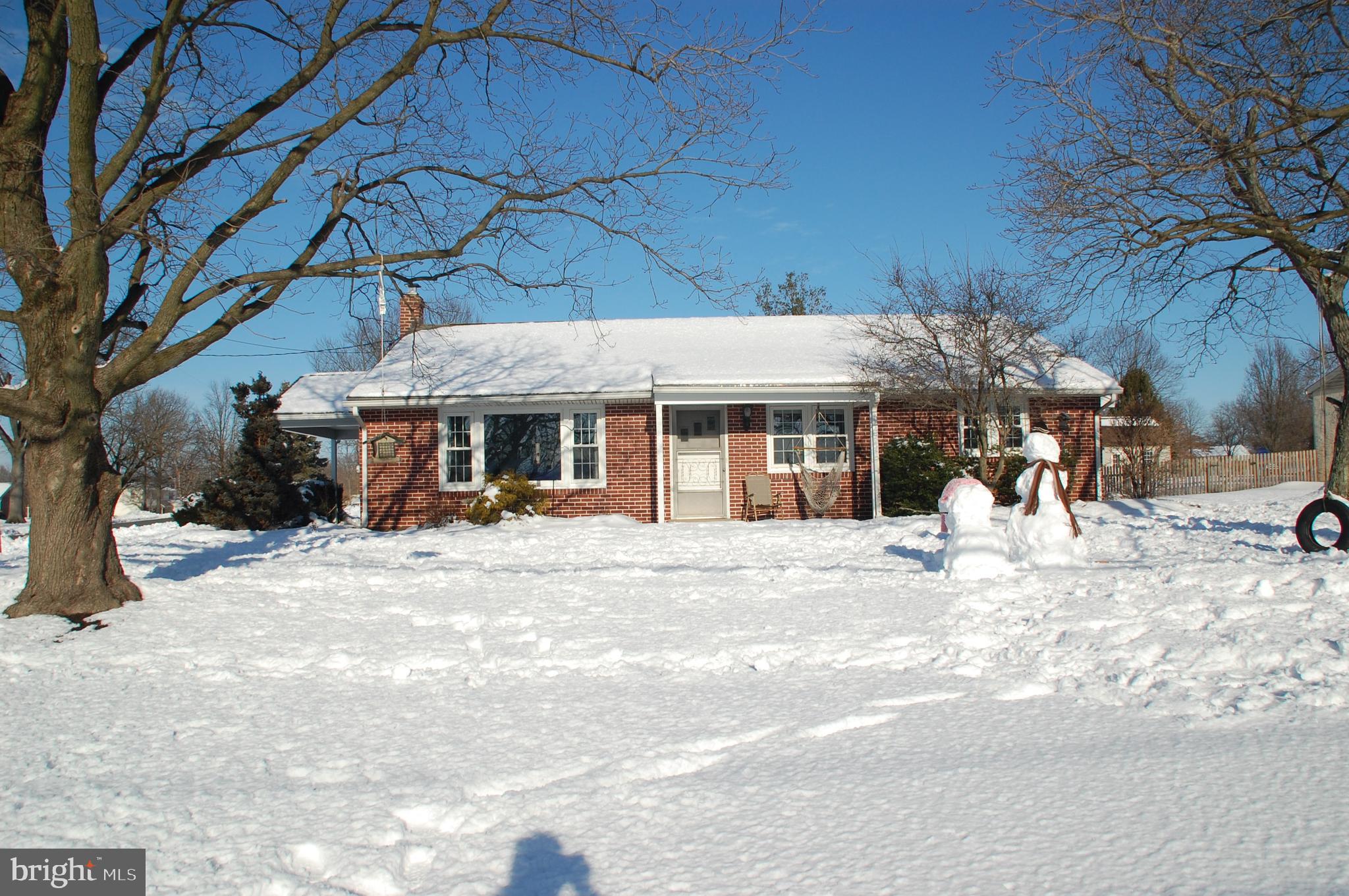 841 Allentown Road Telford, PA 18969 - Photo 28 of 36 Spacious front yard