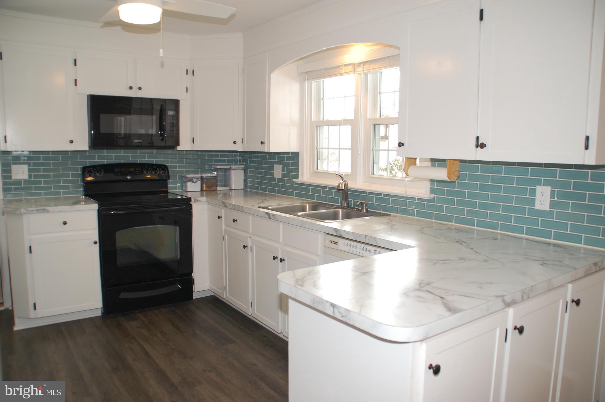 841 Allentown Road Telford, PA 18969 - Photo 8 of 36 2020 Kit update included ceramic tile backsplash..