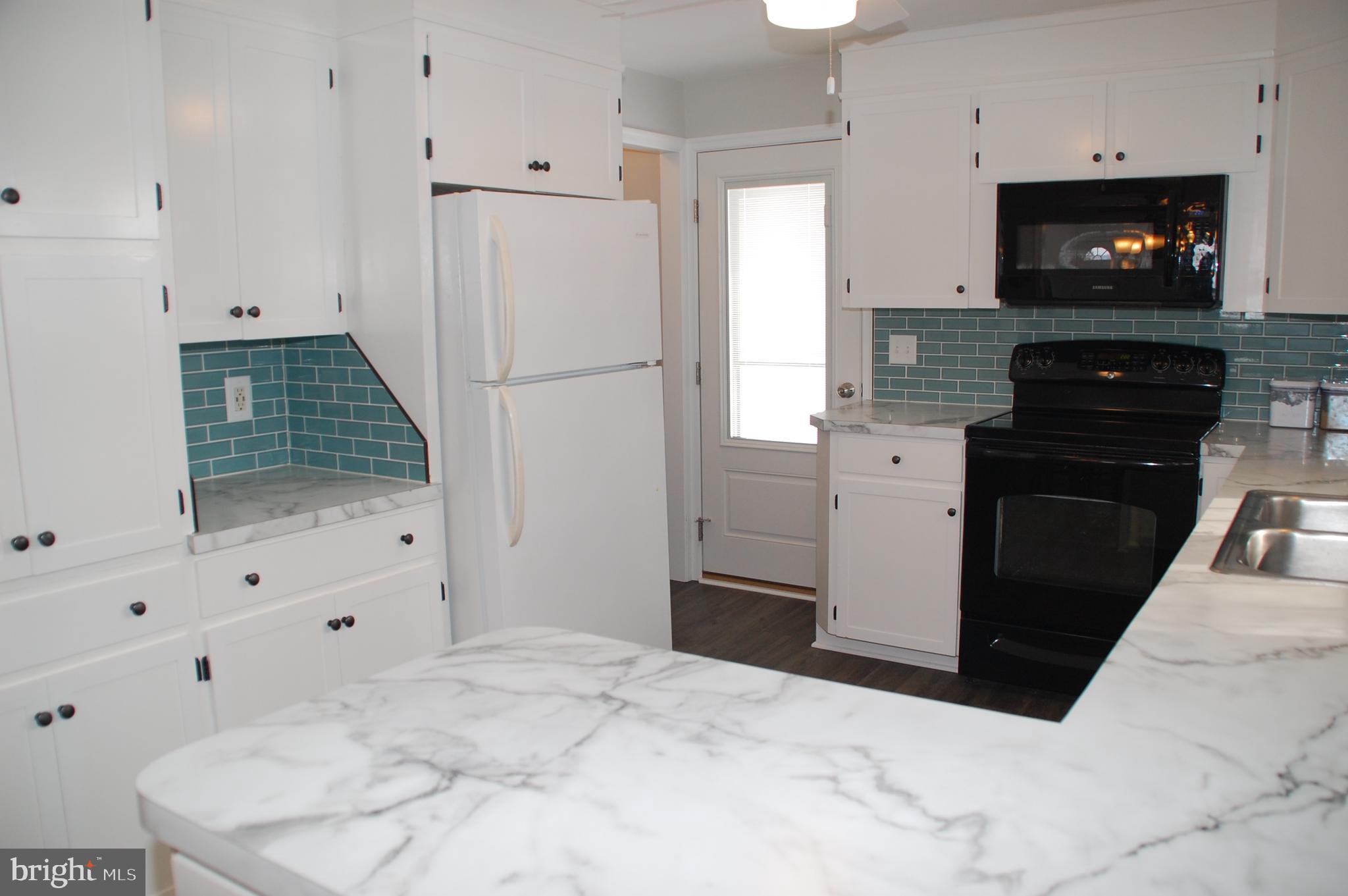 841 Allentown Road Telford, PA 18969 - Photo 9 of 36 plus new countertops and flooring.