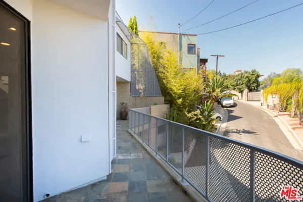 $10,000 | 2216 Bancroft Avenue, Los Angeles, CA 90039