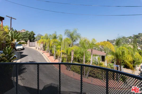 $10,000 | 2216 Bancroft Avenue, Los Angeles, CA 90039