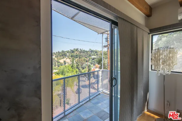 $10,000 | 2216 Bancroft Avenue, Los Angeles, CA 90039