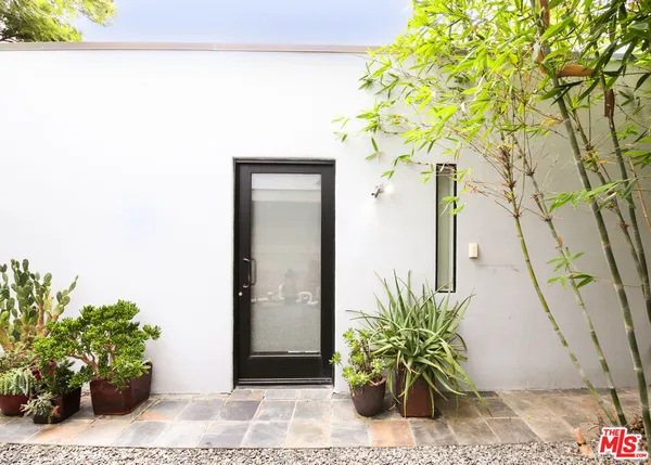 $10,000 | 2216 Bancroft Avenue, Los Angeles, CA 90039
