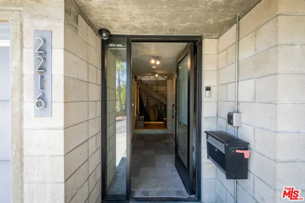 $10,000 | 2216 Bancroft Avenue, Los Angeles, CA 90039