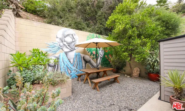 $10,000 | 2216 Bancroft Avenue, Los Angeles, CA 90039