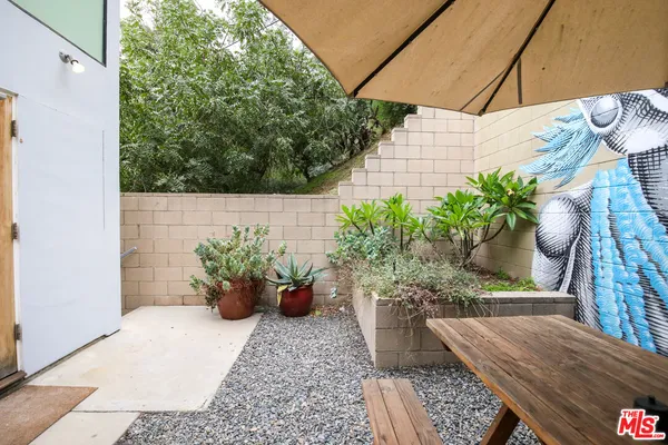$10,000 | 2216 Bancroft Avenue, Los Angeles, CA 90039