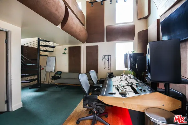 $10,000 | 2216 Bancroft Avenue, Los Angeles, CA 90039