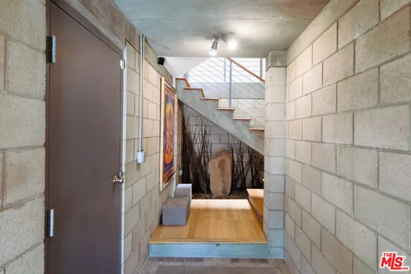$10,000 | 2216 Bancroft Avenue, Los Angeles, CA 90039