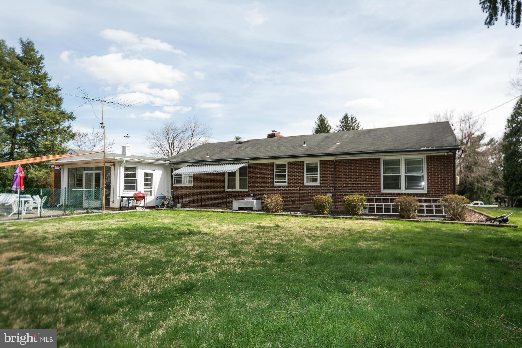 320 East Timonium Road Lutherville-Timonium, MD 21093 - Photo 2 of 21 Exterior (Front)