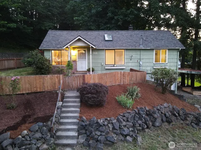 $289,900 | 701 Northwest Dexter Avenue, Winlock, WA 98596