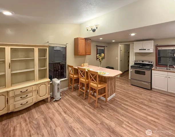 $284,900 | 701 Northwest Dexter Avenue, Winlock, WA 98596