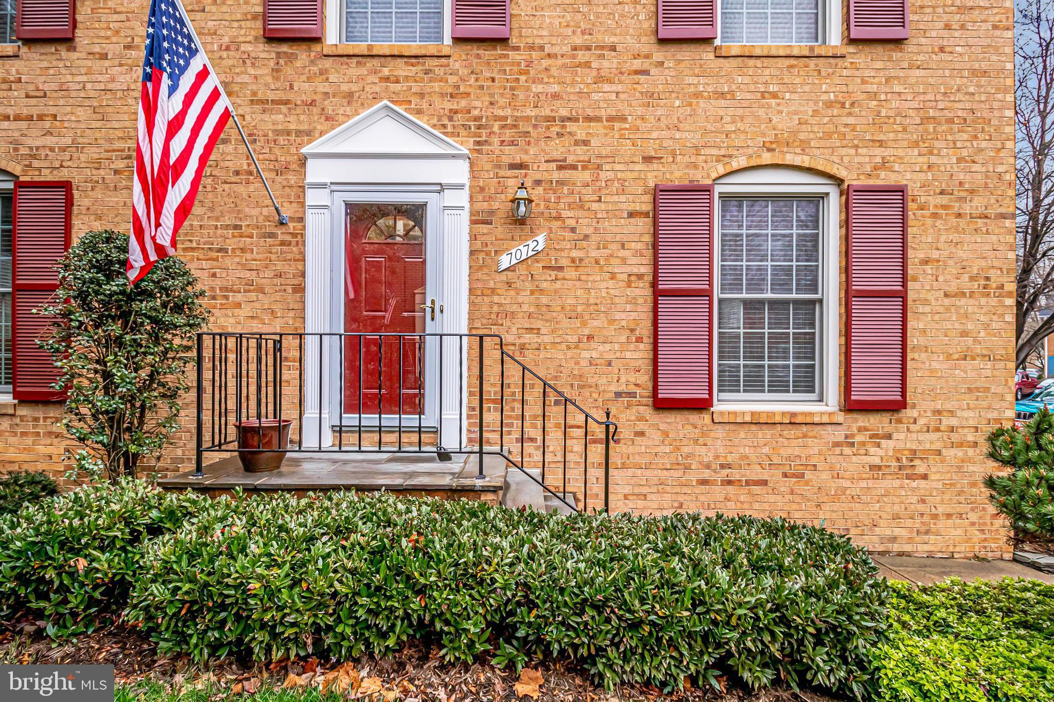 7072 Leestone Street Springfield, VA 22151 - Photo 2 of 62