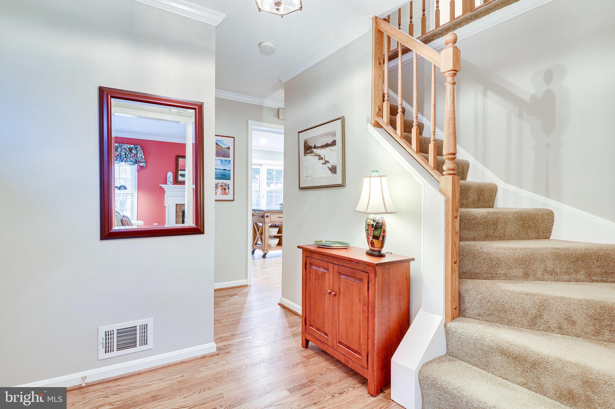 7072 Leestone Street Springfield, VA 22151 - Photo 7 of 62