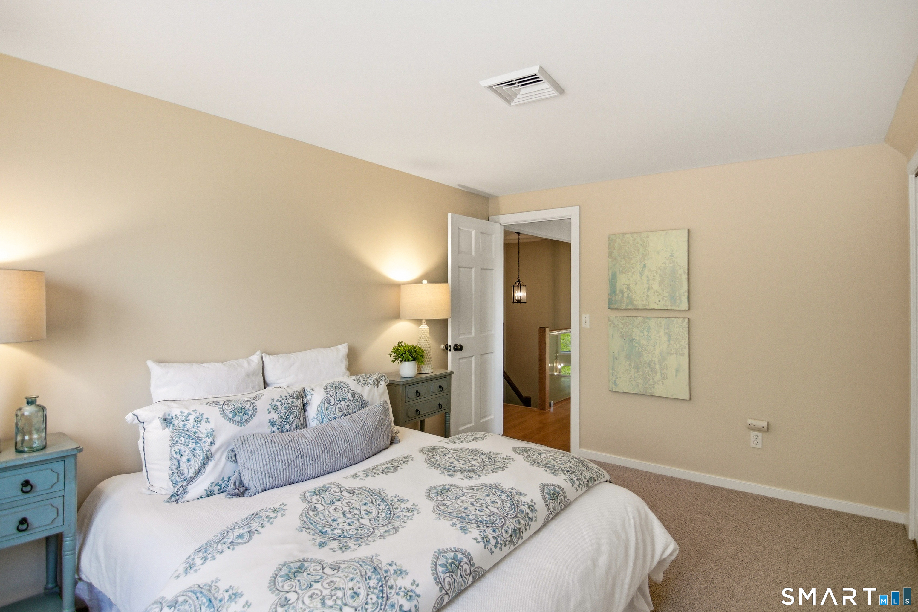 28 Garnet Road Roxbury, CT 06783 - Photo 18 of 35 Upper Level Bedroom
