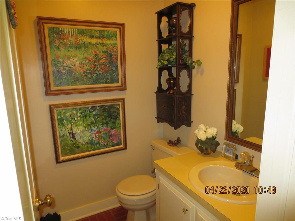 213 Kirby Road King, NC 27021 - Photo 3 of 26 Gallery Image 3