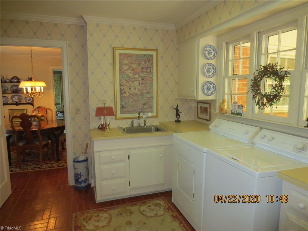 213 Kirby Road King, NC 27021 - Photo 4 of 26 Gallery Image 4