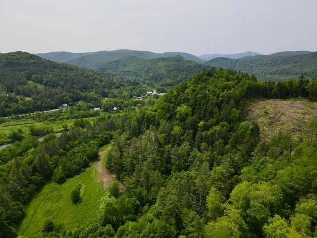 $450,000 | Peavine Boulevard, Bethel, VT 05032