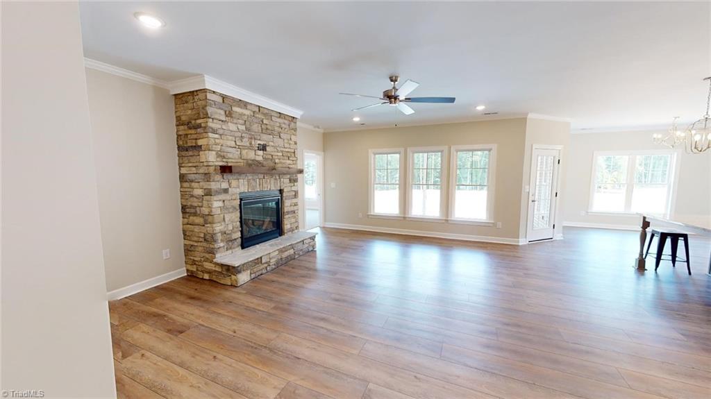 171 Golf Course Road Pilot Mountain, NC 27041 - Photo 5 of 48 Gallery Image 5
