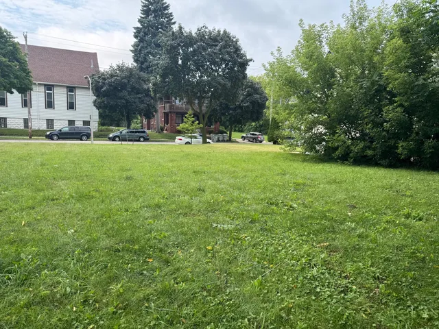 $7,500 | 1510 West Wright Street, Milwaukee, WI 53206