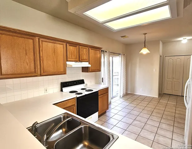 $265,000 | 237 Tapwood Lane, Cibolo, TX 78108