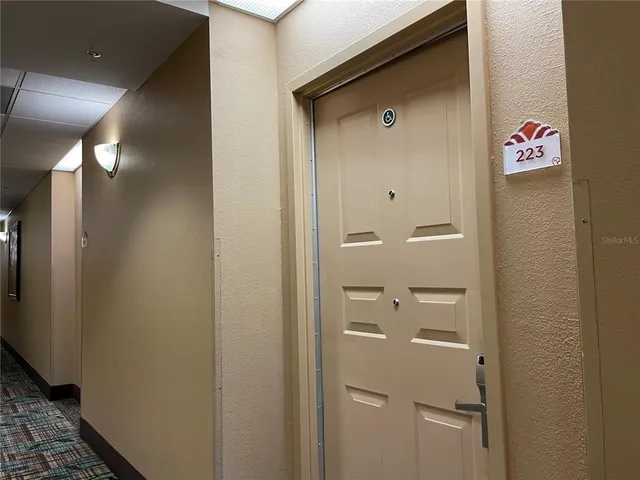 $209,000 | 8303 Palm Parkway, Unit 221/223, Orlando, FL 32836