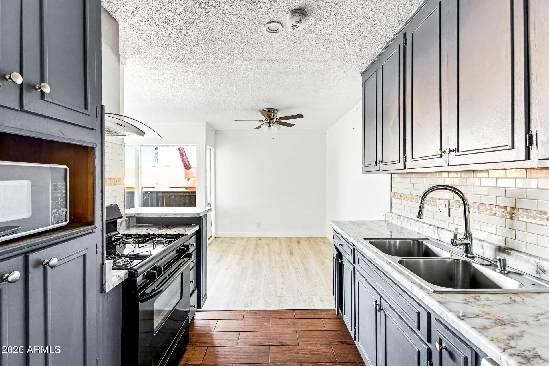 6767 North 7th Street, Unit 227 Phoenix, AZ 85014 - Photo 9 of 25 09 7th #227
