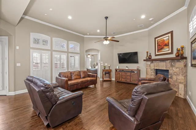 $750,000 | 3933 Blackjack Oak Drive, Colleyville, TX 76034