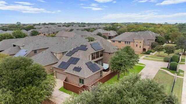 $750,000 | 3933 Blackjack Oak Drive, Colleyville, TX 76034
