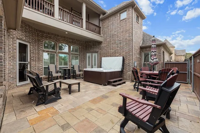 $750,000 | 3933 Blackjack Oak Drive, Colleyville, TX 76034