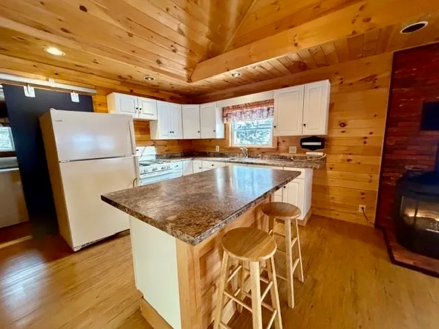 $295,000 | 21 Pinette Road, Errol, NH 03579