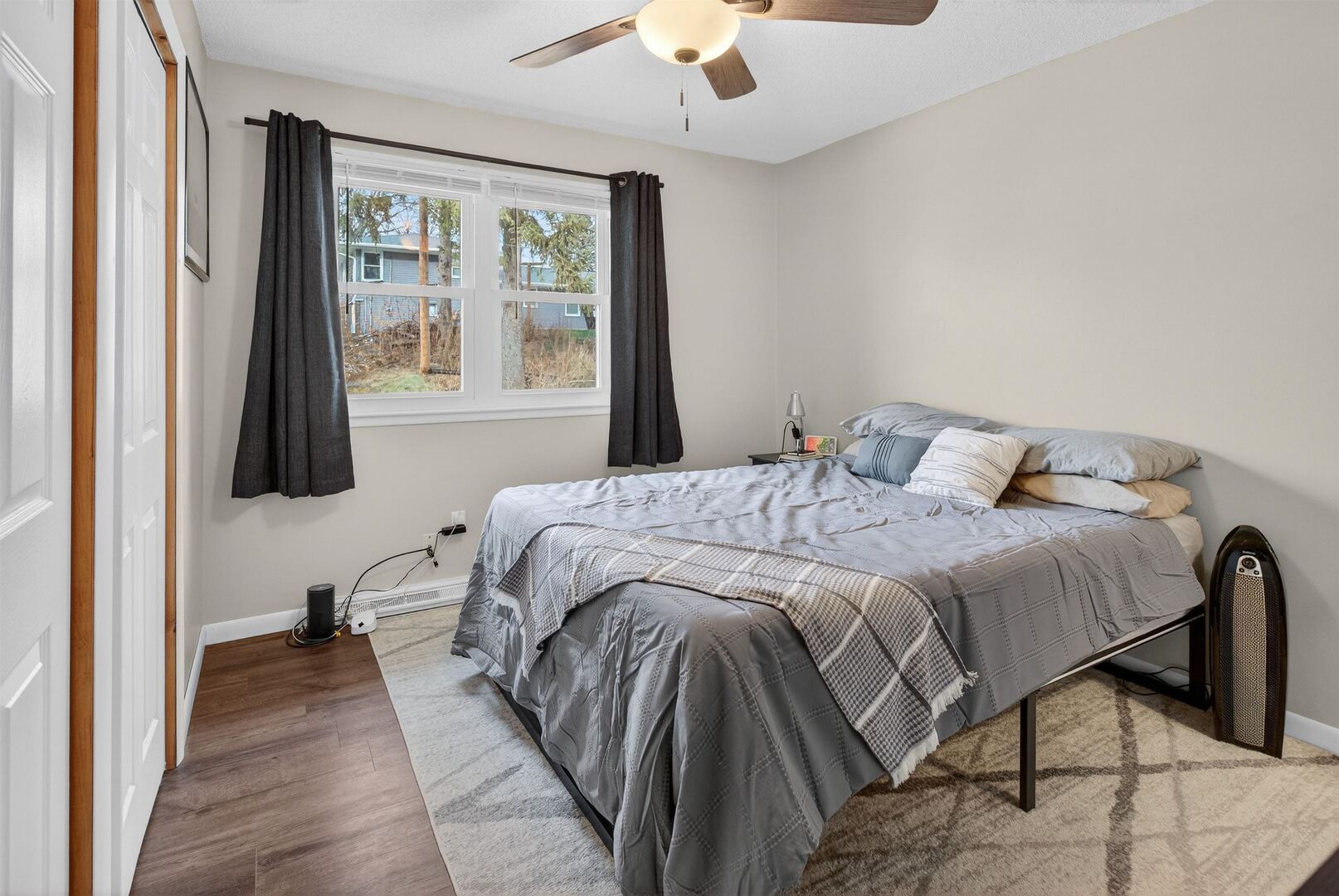 1136 4th Avenue North Clinton, IA 52732 - Photo 12 of 34 a bedroom with a bed and a window