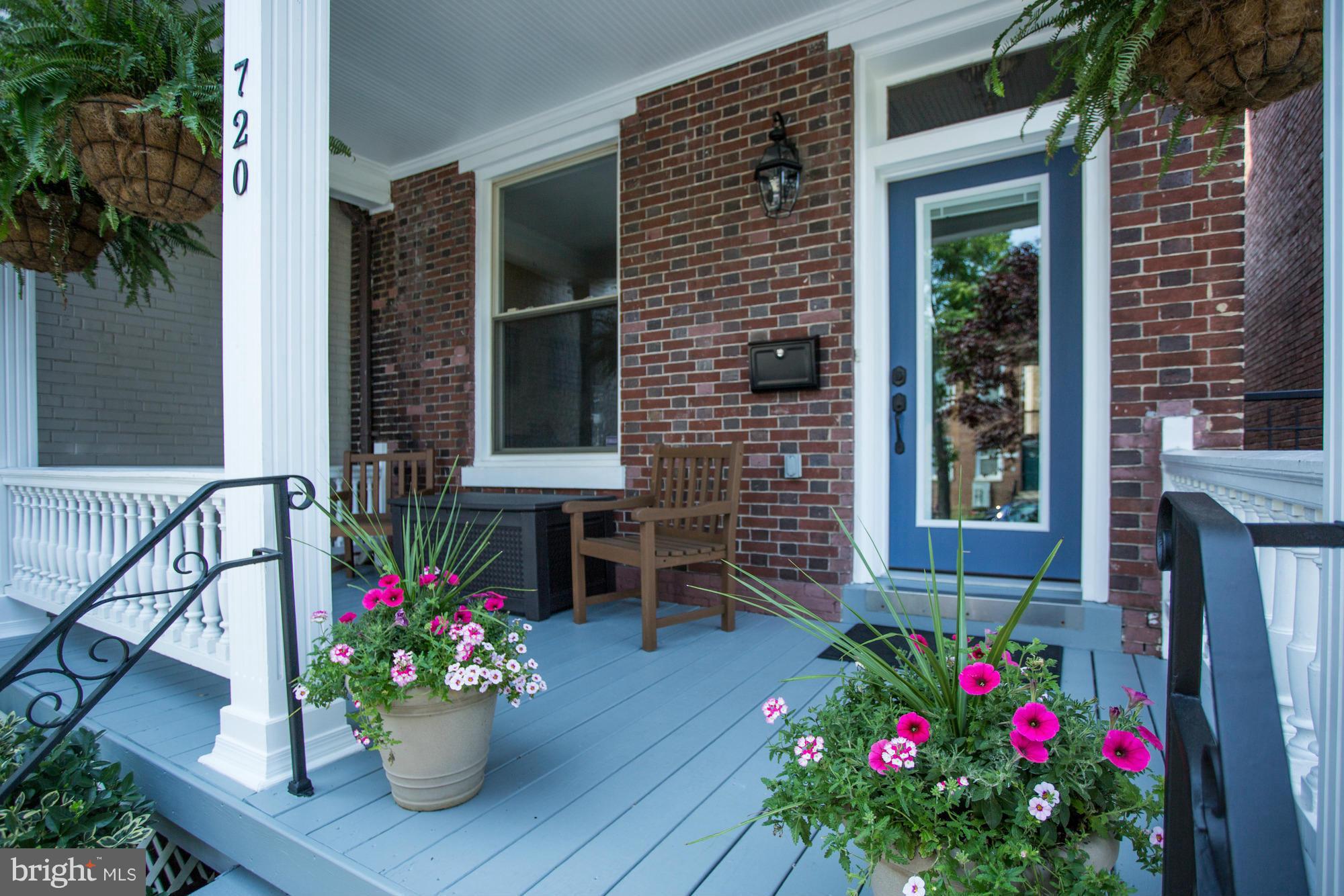 720 Park Road Northwest Washington, DC 20010 - Photo 3 of 30 Inviting Front Porch