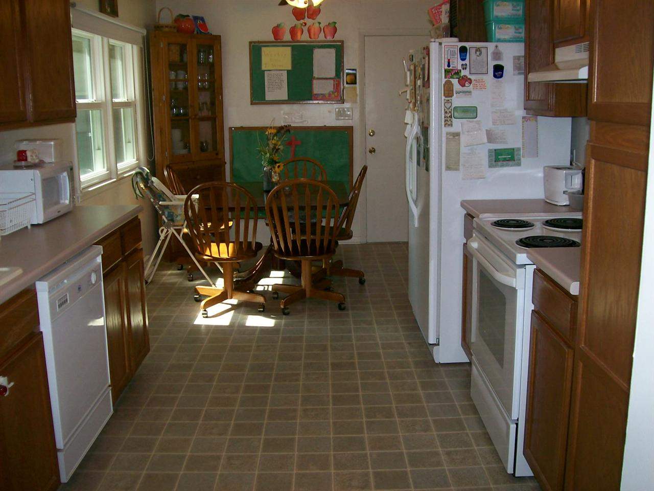 1099 West 6th Street Rochester, IN 46975 - Photo 3 of 6