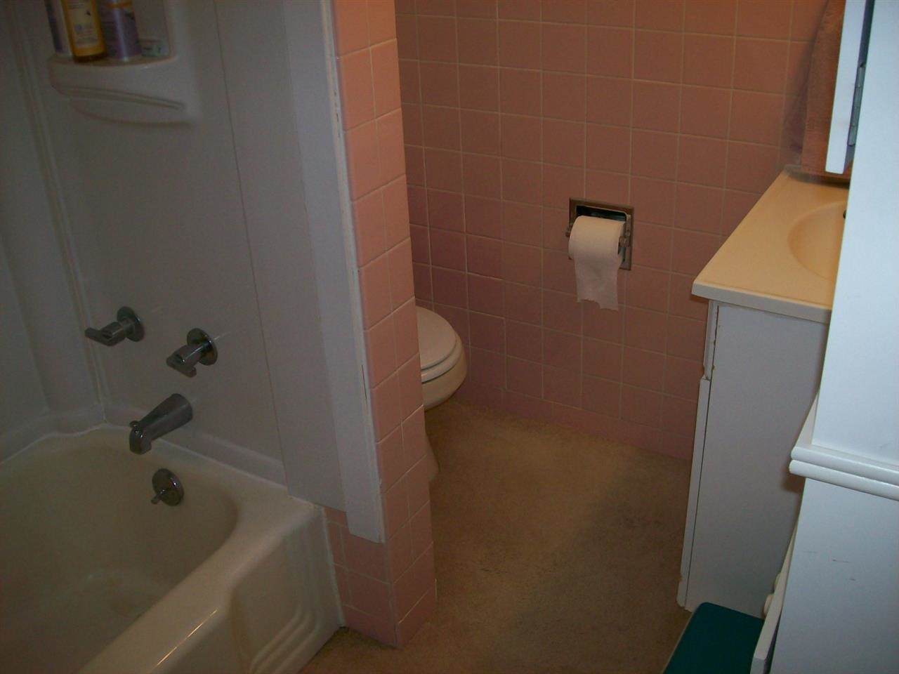 1099 West 6th Street Rochester, IN 46975 - Photo 5 of 6