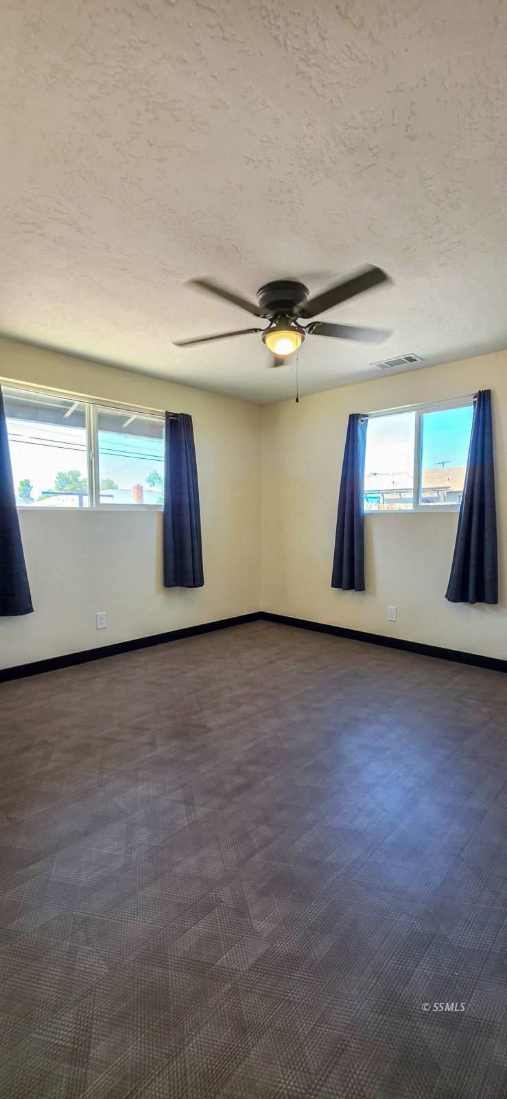 729 Commercial Avenue Ridgecrest, CA 93555 - Photo 8 of 17