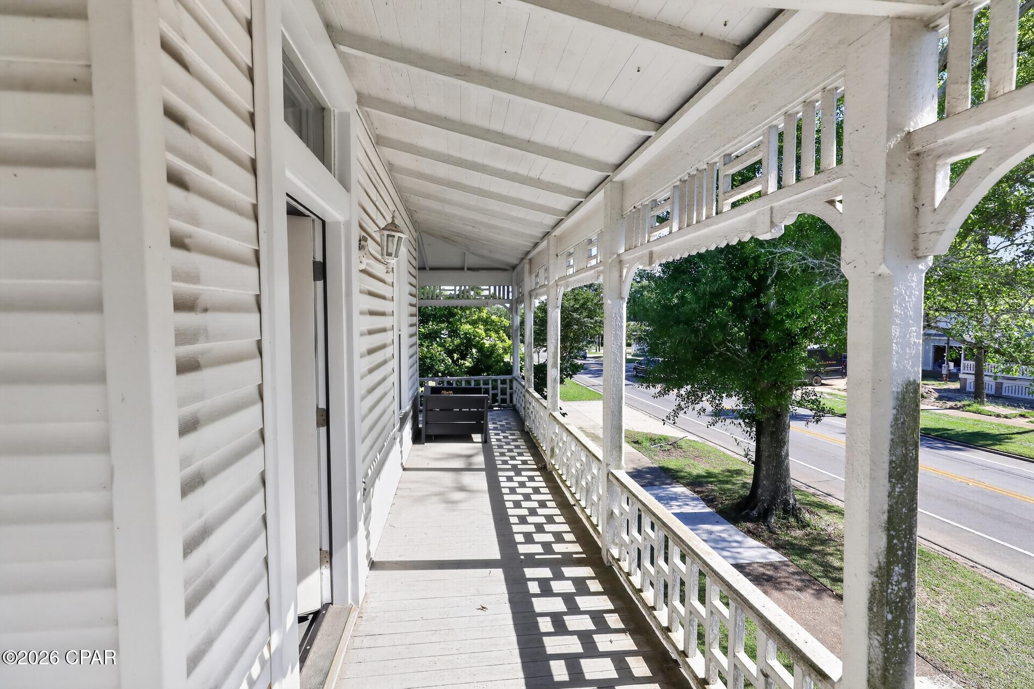 873 Main Street Chipley, FL 32428 - Photo 4 of 35