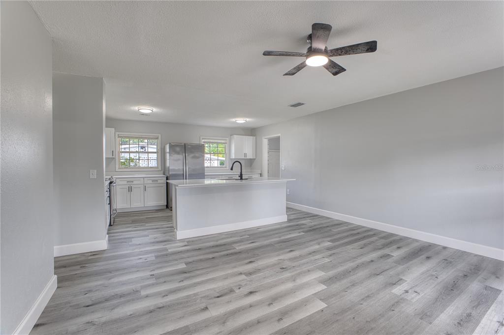 102 Amigos Road DeBary, FL 32713 - Photo 7 of 45