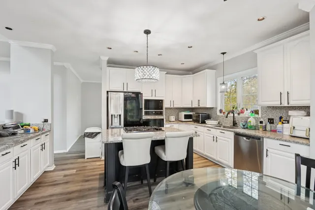 $529,900 | 18627 West Lazy Acre Road, Lake Villa, IL 60046