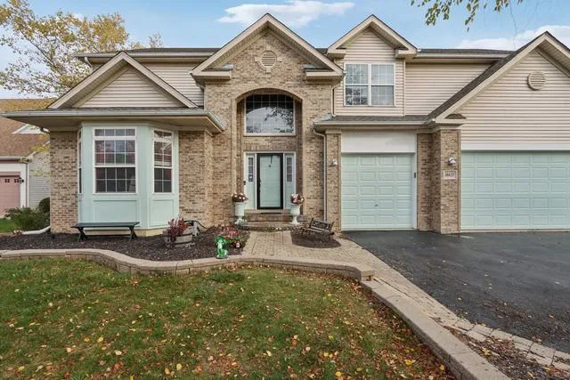 $529,900 | 18627 West Lazy Acre Road, Lake Villa, IL 60046