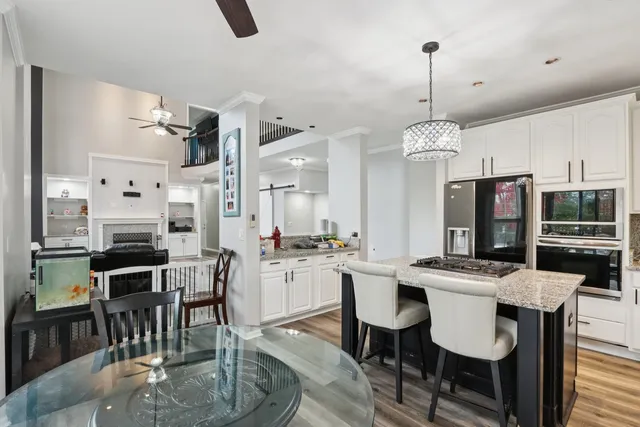 $529,900 | 18627 West Lazy Acre Road, Lake Villa, IL 60046