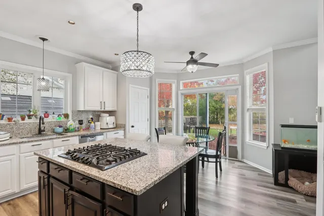 $529,900 | 18627 West Lazy Acre Road, Lake Villa, IL 60046