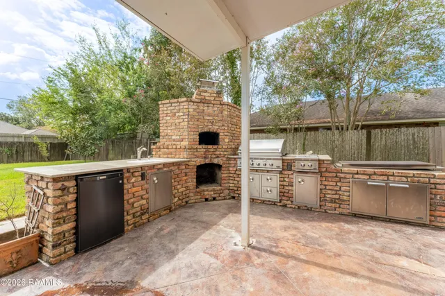 $2,895 | 4643 Fleet Drive, Baton Rouge, LA 70809